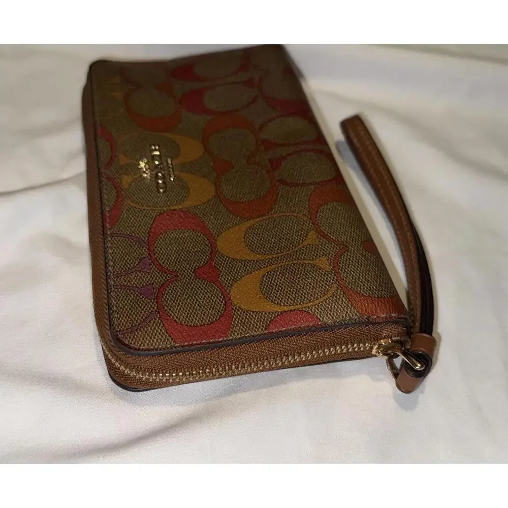 Coach Large Phone Wallet In Rainbow Signature Canvas C1872 - Picture 3 of 9